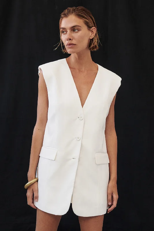 OLIVER WHITE OVERSIZED VEST